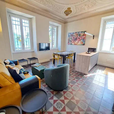 Immobillario - Domus Palmae Apartamento *